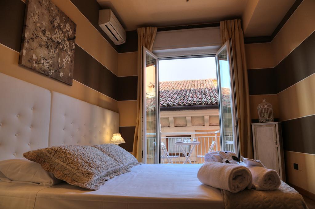 La Casetta Di Lina Rooms And Apartments Verona Luaran gambar