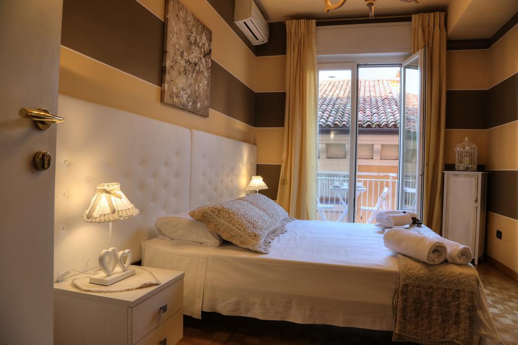 La Casetta Di Lina Rooms And Apartments Verona Luaran gambar